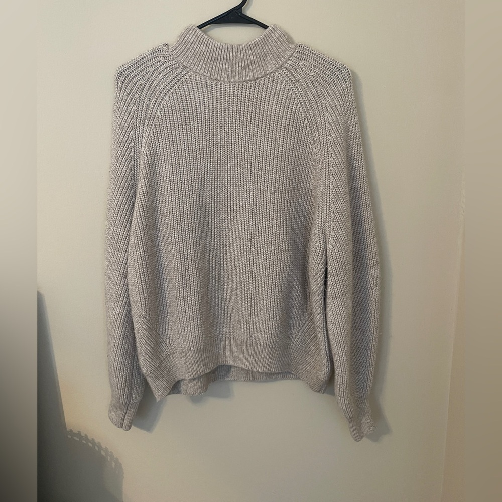 H&M Sweater